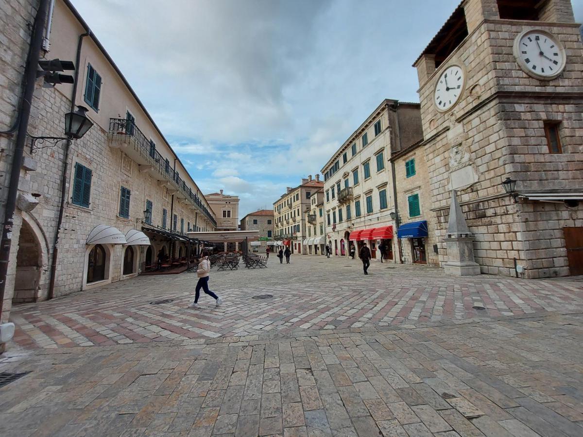 Апартаменты Old Town Kotor Square Экстерьер фото